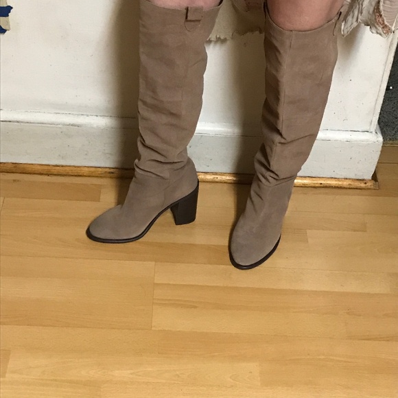 Kelsi Dagger Over The Knee pull on Heeled Suede Bootsoots - Picture 8 of 8